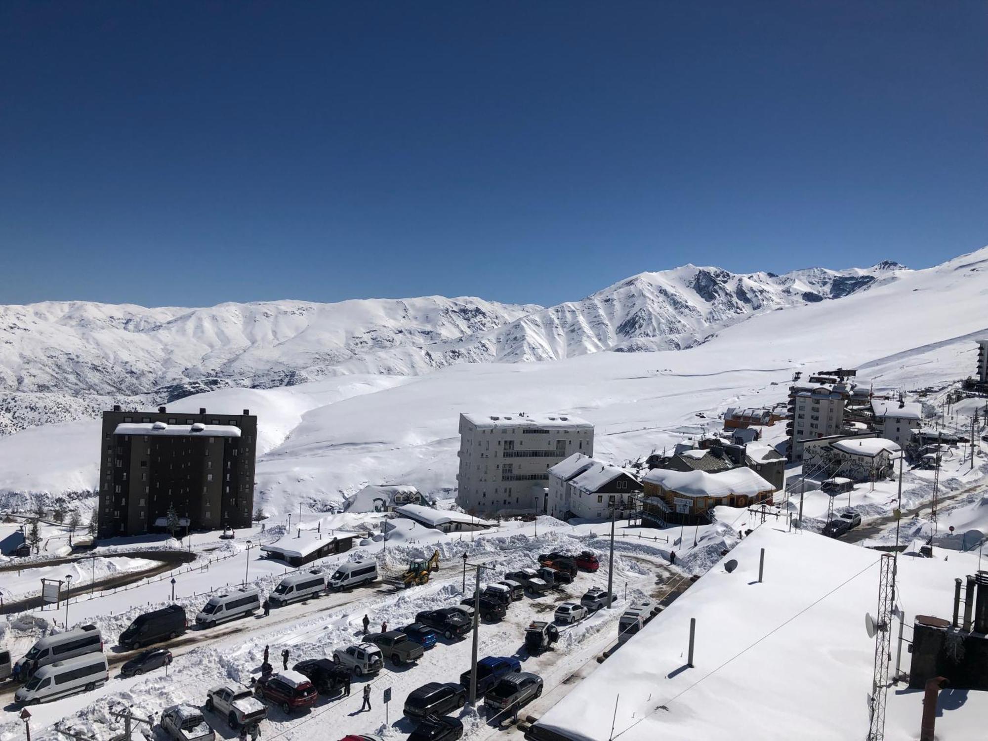 Departamentos Alojamiento Oficial Gran Parador Ski In - Out, Centro De Ski El Colorado, Farellones - Unico Con Descuentos En Servicios Del Centro De Ski Pokoj fotografie